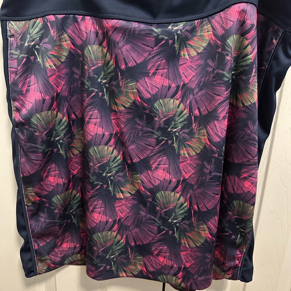 Floral Patterned Greg Norman athletic skort size large